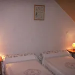 Proche De La Sioule Avec Jardin Prive - Fr-1-489-96 * Saint-Germain-de-Salles