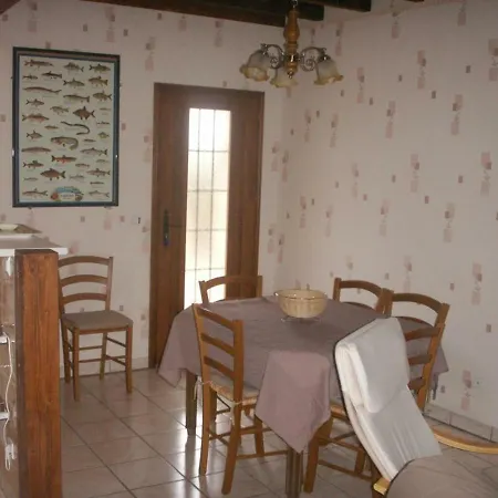 Proche De La Sioule Avec Jardin Prive - Fr-1-489-96 Country house Saint-Germain-de-Salles