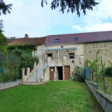Climatise Pres De La Sioule Avec Jardin Privatif, Terrasse Et Confort - Fr-1-489-96 Saint-Germain-de-Salles