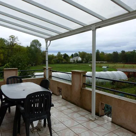 Proche De La Sioule Avec Jardin Prive - Fr-1-489-96 Saint-Germain-de-Salles